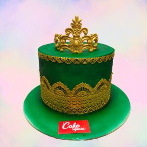 Amazing Crown Birthday Cakes for Her 2 Kg for women with elegant gold accents and jewel-like decorations.