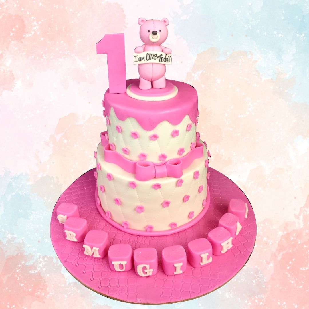 Amazing I am One Teddy Bear Theme Cake 4 Kg, perfect for a child's first birthday celebration.