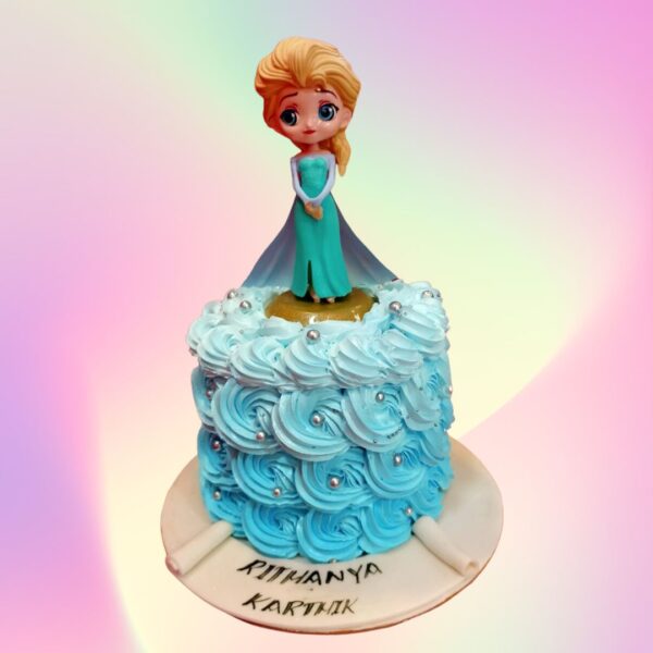 Famous Queen Elsa In Cream Girls Birthday Cake 1 Kg, a soft and elegant cake for a special celebration.