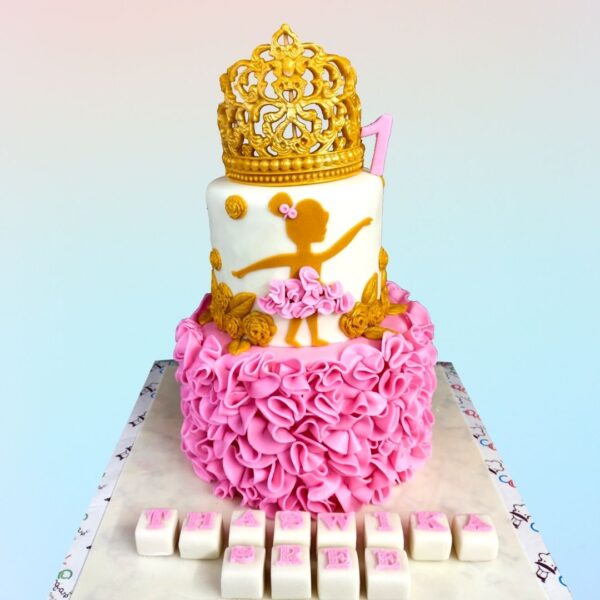 Ruffle Crown Cake Little Girls First Birthday Cake 4 Kg, an elegant cake for a little girl’s milestone celebration.