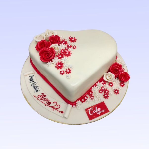 Pretty Heart Anniversary Cake 1 Kg just specially to say i love you made by Cake Square Chennai.