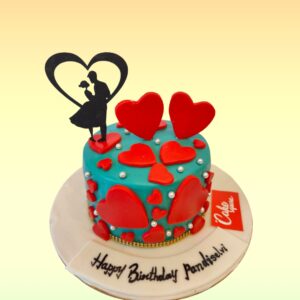 "Heart Full Of Love Theme 1 Kg Anniversary Cake in black currant flavour, featuring a loving design for a special celebration."