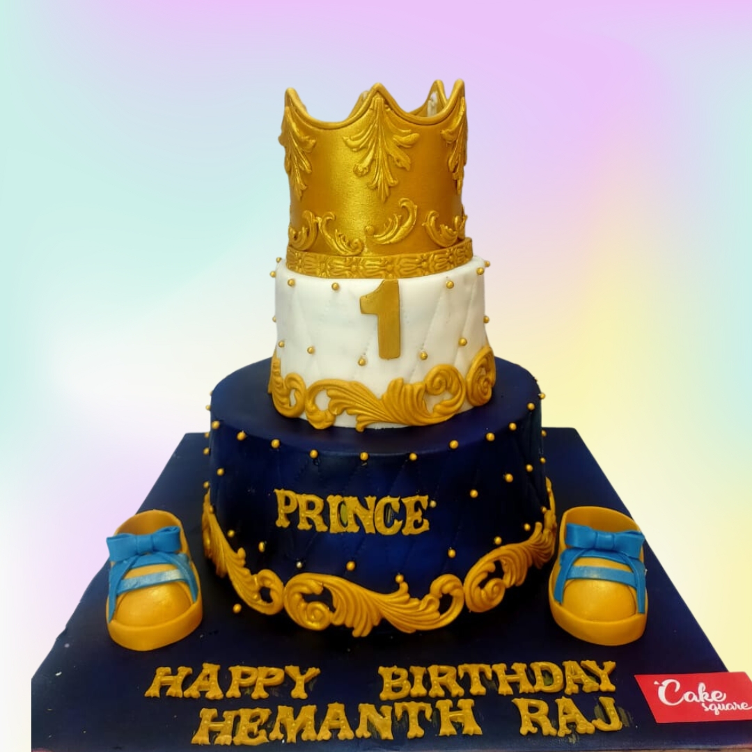 Amazing Crown Theme First Birthday Cake 4 Kg, featuring elegant crown decorations and regal details, perfect for a royal celebration.