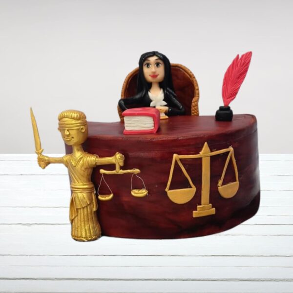 "A Best Judge theme birthday cake 1 Kg from Cake Square Chennai, ideal for legal professionals and law enthusiasts."