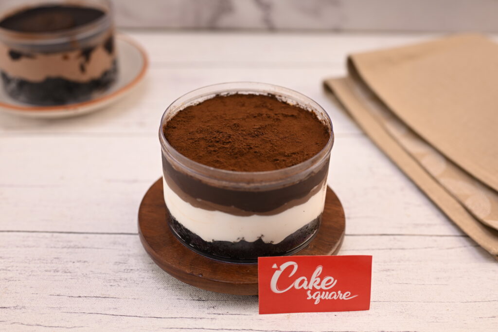 Chocolate Dream cake 250 gms by Cake Square Chennai |5 in 1 Torte Cake ...