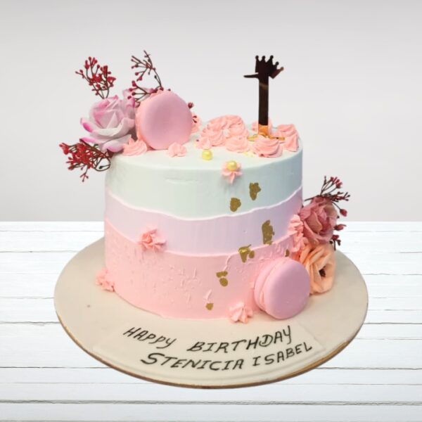 Best Cream Design Birthday Cake 1 kg with elegant piped decorations