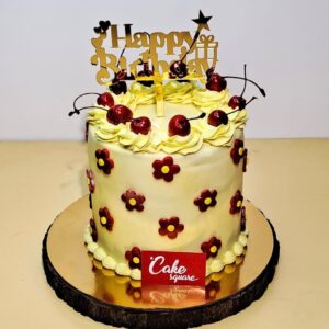 "A 1kg Special Happy Birthday Cake from Cake Square Chennai, perfect for any birthday celebration."