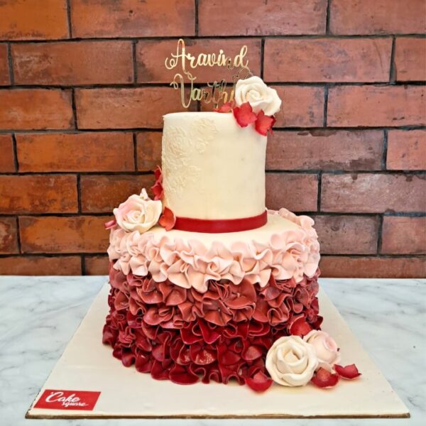 Fancy Theme Wedding Cakes 4 Kg from Cake Square Chennai.