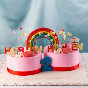 "First Birthday Cakes for Twins 4 Kg with a charming and playful design, ideal for celebrating the special milestone of twin birthdays."