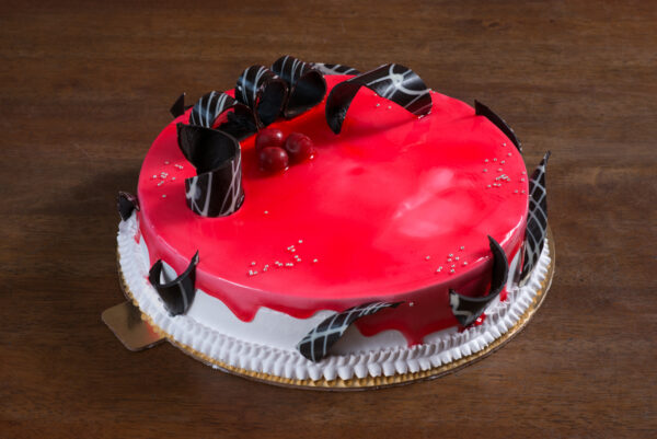 Strawberry Buy 1 Kg Get Half Kg Free Birthday Cake from Cake Square Chennai.