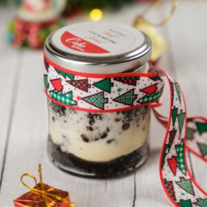 A jar of New Oreo Cheese Cake in a Jar 120 gms is all you need to satisfy your sweet tooth or gift it to someone special this holiday season.