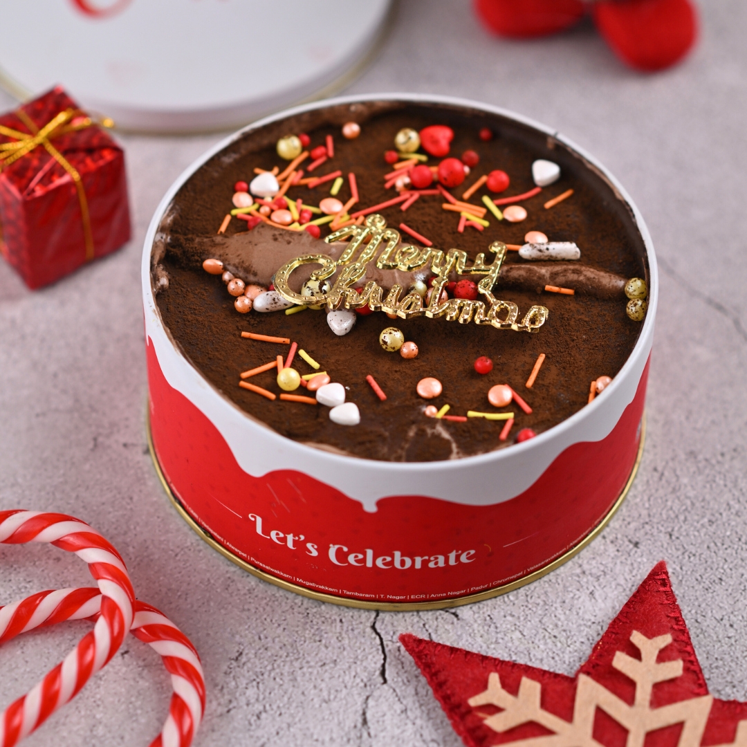 An Sinful Christmas Dream Cake 400 Gms for your Christmas celebrations meant to be shared with your friends and family.