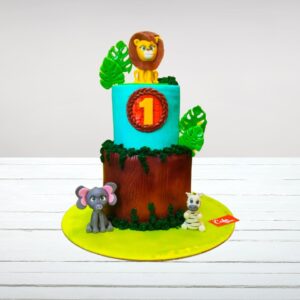 "Majestic and Lovely Lion First Birthday Cake 5 kg with golden mane details, same day delivery in Chennai"